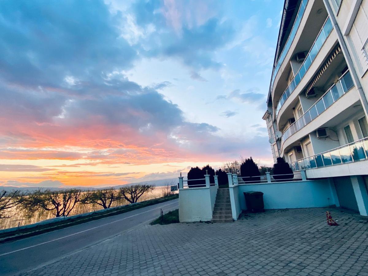 Aqua Blue Lakeview Apartment Ohrid Peštani Eksteriør bilde